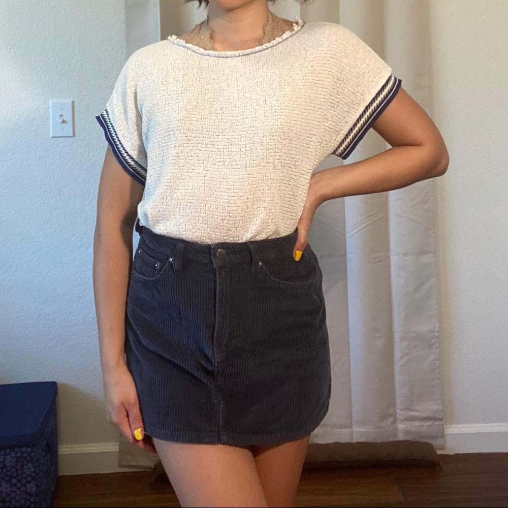 ⭐️2/$20 bohemian crochet box tee